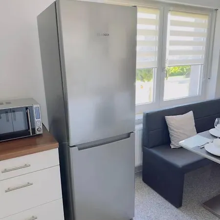 公寓 Fuer 6 Personen Wlan Balkon Parken Stilvoll *